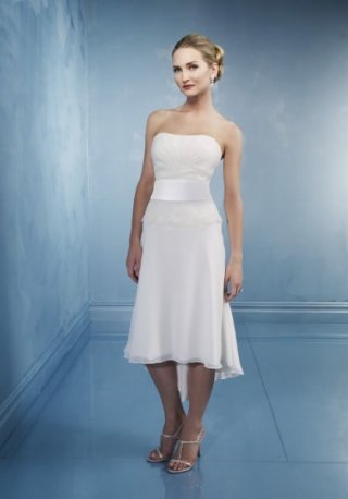 Charming Strapless Knee Length Discount Design Wedding Dress with A long Sash