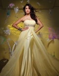 Scalloped-Edge Strapless Side Draped With Furcation Sweep Train Elegant Evening Dress