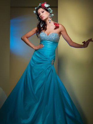 Princess Ball Gown With Beading Sweetheart Neckline Formal Evening Dress