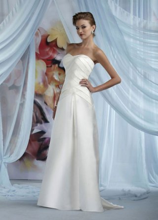 Discount Fascinating Strapless Meristic Pleated Cheap Beach Wedding Dress