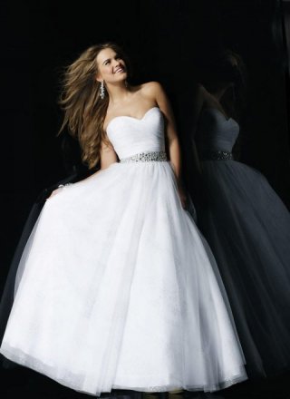 Classic A Strapless With Pleated Sweetheart neckline Formal Evening Dress With A Gown