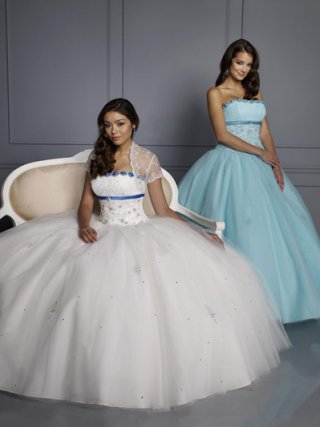 Fashion White And Blue ball gown Design beads working Prom Dress at a low price