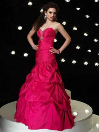 Sweetheart Red Pleated Mermaid Princess Design Long length Prom Dress Under 150
