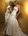 2012 Fashion Strapless Wrinkle Taffeta Applique Court Train A-line Wedding Bridal Gown