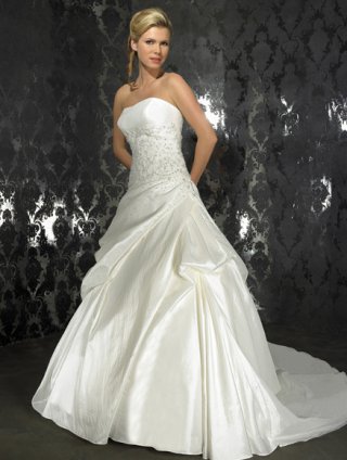 2012 Strapless Satin Embroidery A-line Puffy Style Ball Gown Wedding Bridal Gown