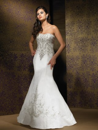 New Style Satin Embroidery Applique Court Train Sash Lace Up Mermaid Wedding Dress