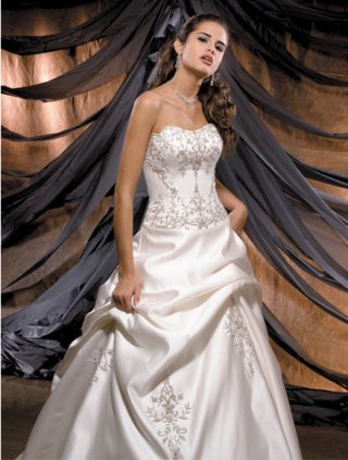 2012 Discount A-line Satin Embroidery Ruched Style Ball Gown Wedding Bridal Gown