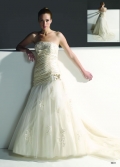 New Style A-line Strapless Taffeta/ Lace Design Applique Mermaid Wedding Dress