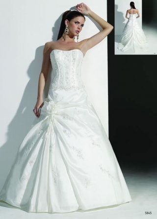 2012 Ball Gown Strapless A-line Embroidery Satin Court Train Wedding Bridal Gown