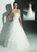 2012 Amazing Designer Layered Strapless Applique Court Train Ball Gown Wedding Bridal Gown