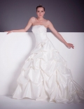 2012 Shining Taffeta Strapless Wrinkle Style A-line Ball Gown Wedding Bridal Gown