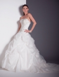 2012 Wrinkle Taffeta Strapless Applique Court Train Ball Gown Wedding Bridal Gown