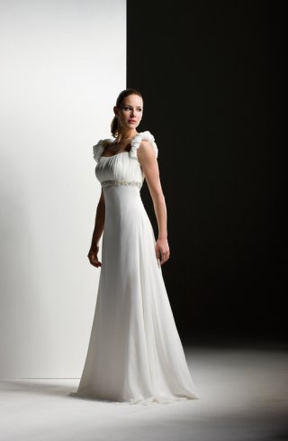 Straps Square Ruffle Beads Working White Chiffon Floor Length Wedding Dress