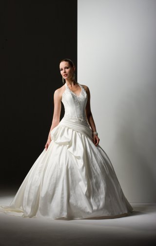2012 Halter V-neck Embroidery Satin Ruched Designer Ball Gown Wedding Bridal Gown