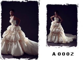 2012 Ivoory Sweetheart Court Train Drape Style Applique Ball Gown Wedding Bridal Gown