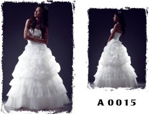 2012 New Designer Strapless Multi-layered Organza A-line Ball Gown Wedding Bridal Gown