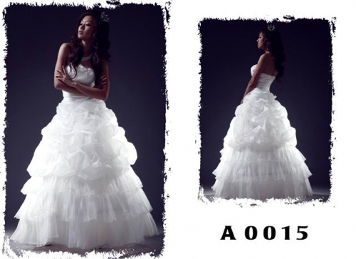 2012 New Designer Strapless Multi-layered Organza A-line Ball Gown Wedding Bridal Gown