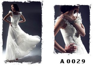 2012 New Style Bateau Neckline A-line Lace Ball Gown Wedding Bridal Gown
