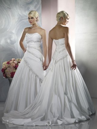 2012 A-line sweetheart chapel train Taffeta Wedding dresses