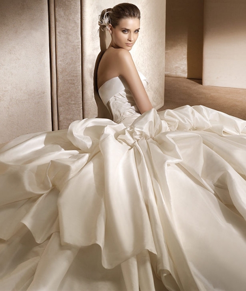 Ball Style Strapless Puffy Satin Court Train Wrinkle Mermaid Wedding Dress