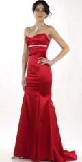 A Line Red Scalloped-Edge Neckline Srapless With A Train Evening Dress