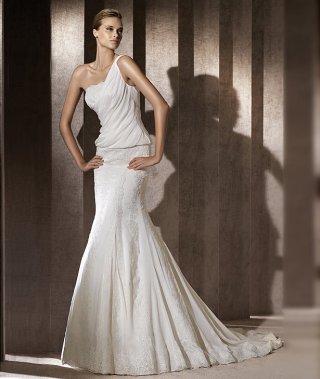 New Style Lace One Shoulder Design Sweep/ Brush length Mermaid Wedding Dress