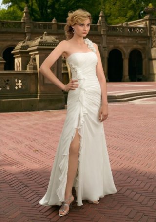 Elegant Lacing Side Wrinkled Strap Design Beach Wedding Dress