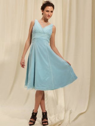 Classic Deep V Neckline Tightly Pleated Knee Length Bridesmaid Dress