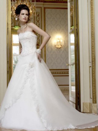 Cheap Wholesale New Style White Strapless Organza Princess Wedding Dress
