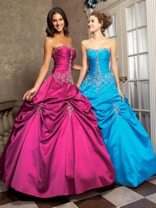 Hot Embroidery Pleated New style Wholesale Sweetheart Straplesssweep length ball gown/ Prom Dress