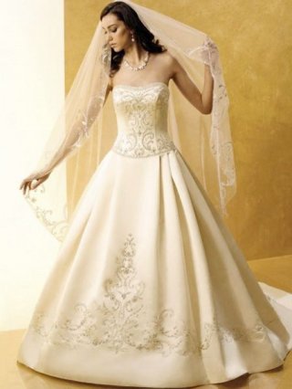 2012 classy european embroidery bodice and hemline satin Bridal Dress