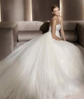 Tiered Gauze Embroider Strapless Granceful Satin Chapel Train Wedding Dress