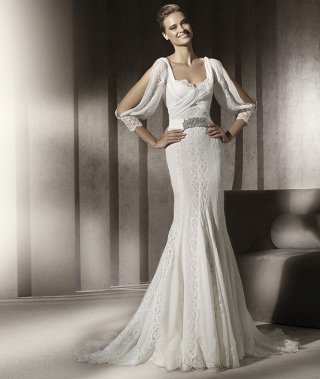 New Style Unique Design Sexy Lace Sleeves with Long Train Mermaid Wedding Dress