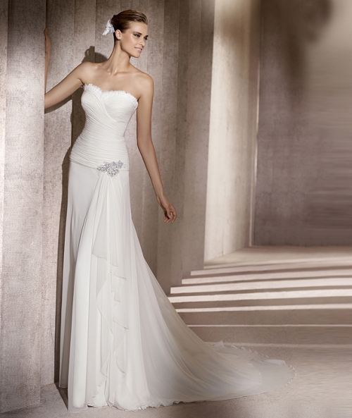2012 Sweetheart Neckline Sheath/ Column Sweep length Beach Wedding Dress