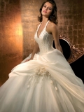2012 vogue european style Halter V Neck beading bodice and organza skirt Ball gown Wedding Dress