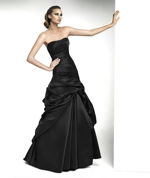 Formal Black Tube Top Designer A-line Pleated Satin Long Style Evening Gown