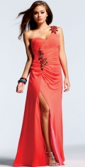 Dictinctive Evening Dress One Shoulder Side Ruched With Appliques And Furcation