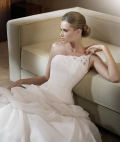 2012 Modern One Shoulder A-line Princess Organza/ Tulle Ball Gown Wedding Bridal Gown