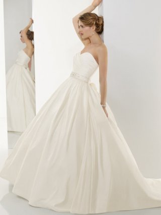 2012 Strapless Sweetheart sash bowknot back Ball gown Wedding Dress