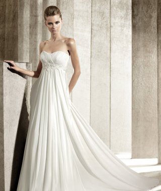 2012 Empire Waist Sweetheart Sweep length Sash Lace Up Beach Wedding Dress
