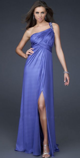 Novel Entire Cross Pleated With Furaction Evening Dress With Beading Shoulder