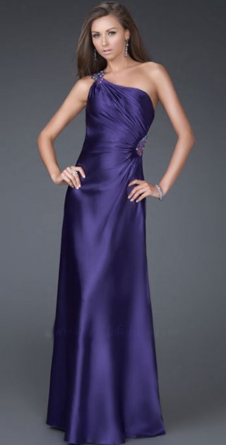 Beautiful Entire Side Draped With A Appliques And Beading Shoulder Evening Dress