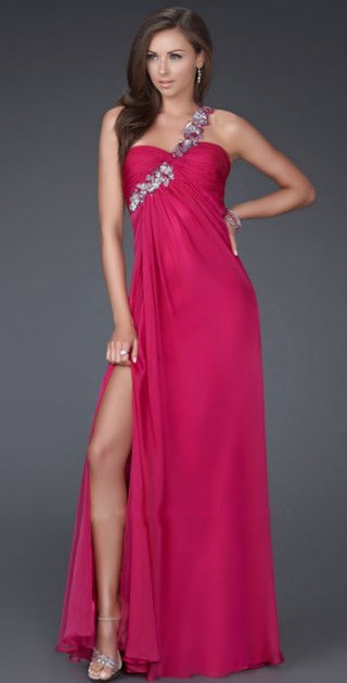 Red Party Dress Inlay Applqiues Straps With A Ruched Sweetheart Neckline