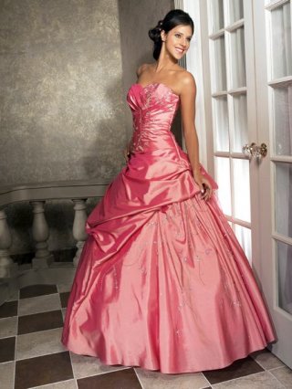 New Designed Wholesale Sweetheart Strapless Beading Embroidery taffeta and satin Wrinkled sweep length Ball Gown