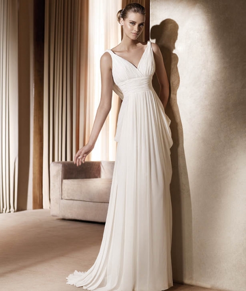 2012 Cheap V-neck Ruffled Chiffon Floor length Wholesale Beach Wedding Dress