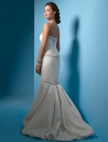 Elegant Wrinked Sweetheart New Style trumpet & Mermaid Wedding Gown