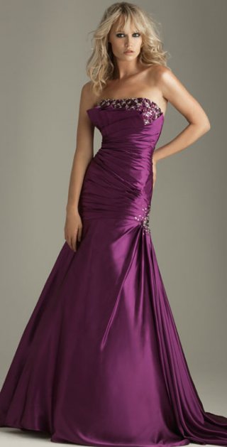 Different Necks Folded Appliques Chapel Train Cheap Prom / Evening Dress