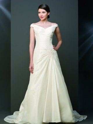 Cheap Wholesale New Style Aqua V-neck Off-the-shoulder chapel train 2012 New Wedding gown