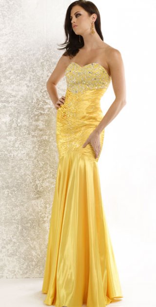 Mermaid Allure A Strapless With A Pleated Sweetheart Beading Detailed Formal Evening Dress