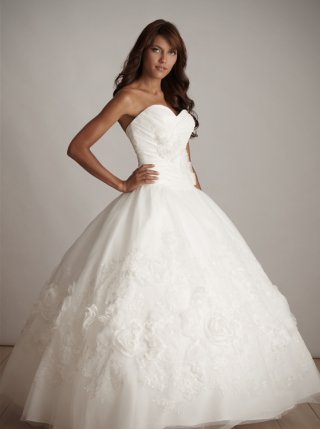 Exquisite White Sweetheart Organza Cheap Ball Gown/ Prom / Quinceanera Dresses